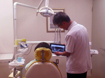 菱田歯科医院：待合室